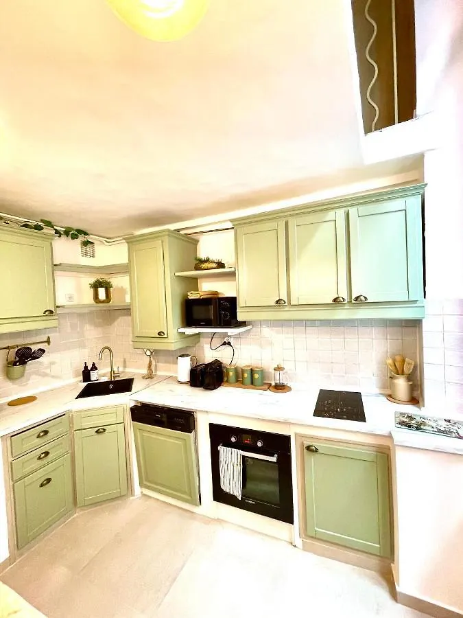 Spacious Loft, Duplex, Old Town, 3 Bedrooms - Easy Check-In ニース 0*,