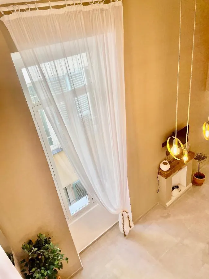 Spacious Loft, Duplex, Old Town, 3 Bedrooms - Easy Check-In ニース