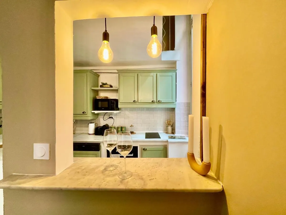 Spacious Loft, Duplex, Old Town, 3 Bedrooms - Easy Check-In ニース アパート
