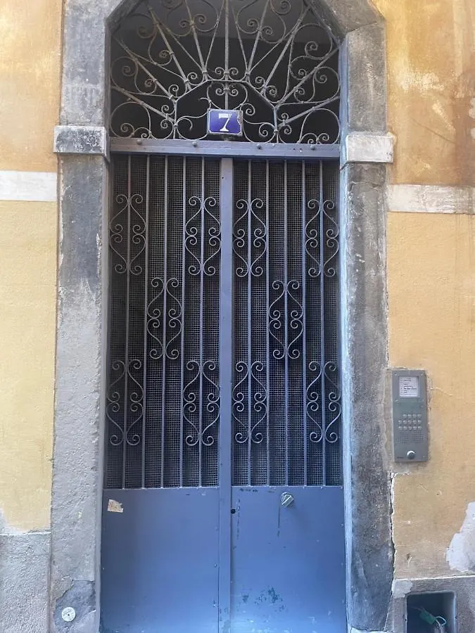Spacious Loft, Duplex, Old Town, 3 Bedrooms - Easy Check-In ニース フランス